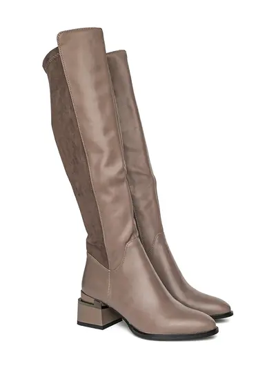 Сапоги коричневого цвета с боковой молнией